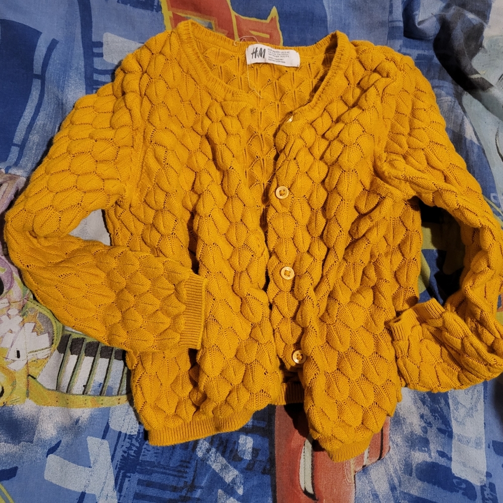 H&M 3T knit cardigan